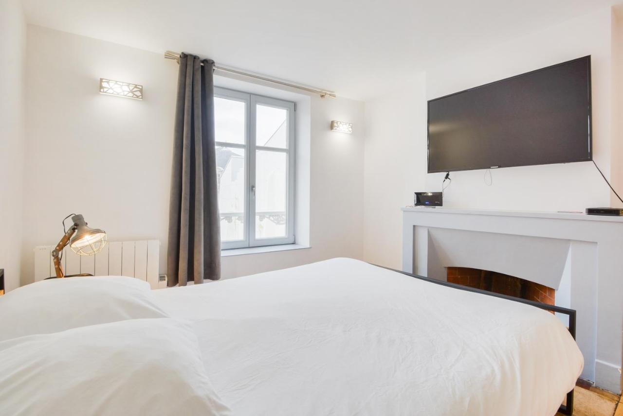 16 Rue Des Dominicains Apartment Nancy Bagian luar foto