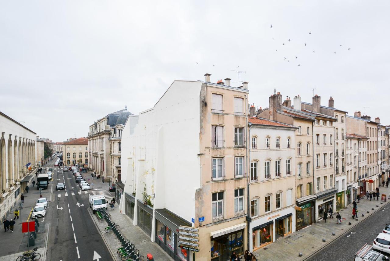 16 Rue Des Dominicains Apartment Nancy Bagian luar foto