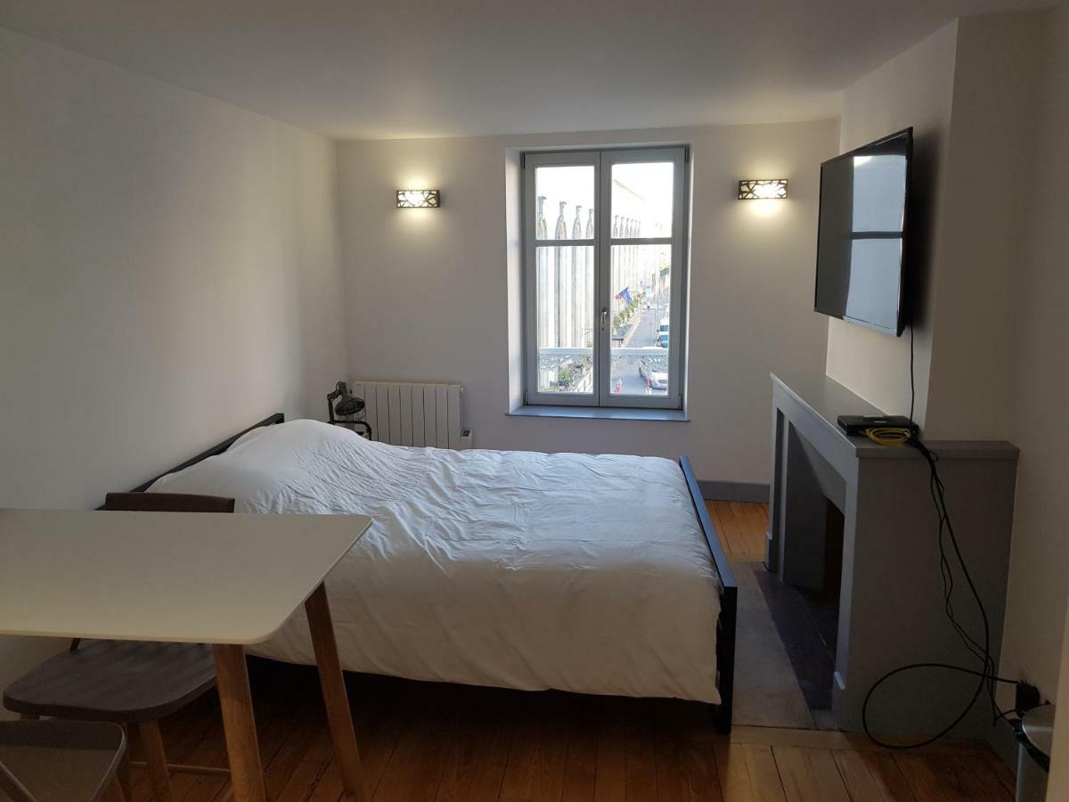 16 Rue Des Dominicains Apartment Nancy Bagian luar foto
